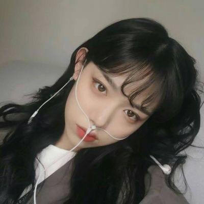 新侧脸女生头像