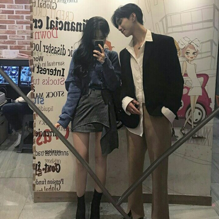 ins情侣头像 男dei8ht&_plumfloral女