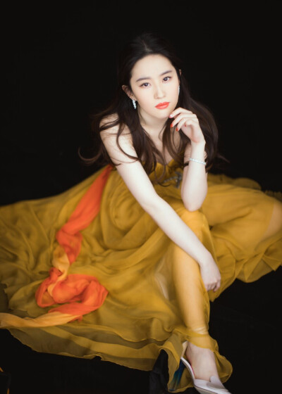 刘亦菲 中国黄金