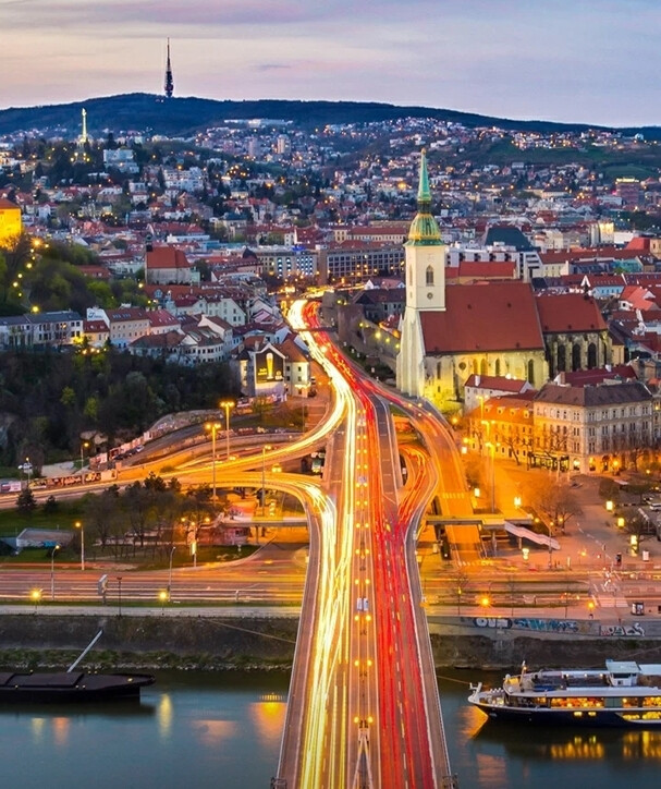 斯洛伐克共和国,是中欧的一个内陆国家,旅游资