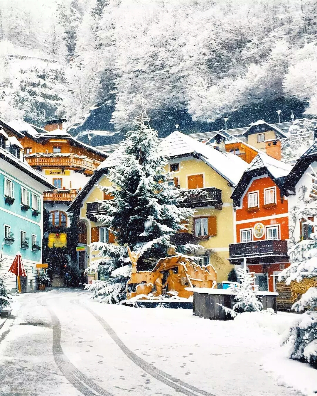 欧洲小镇圣诞的第一场雪