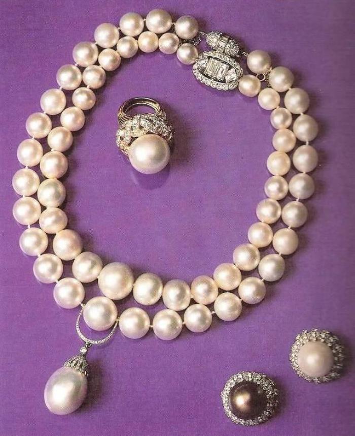 温莎公爵珠宝——玛丽皇后的珍珠钻石项链/卡地亚
