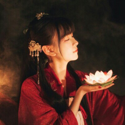 真人古风头像