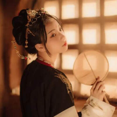 收集   点赞  评论  古风/女头/女生头像/汉文化 0 0 敏酱w  发布到