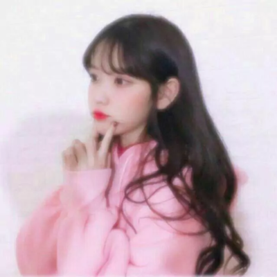 粉色女生头像侧脸