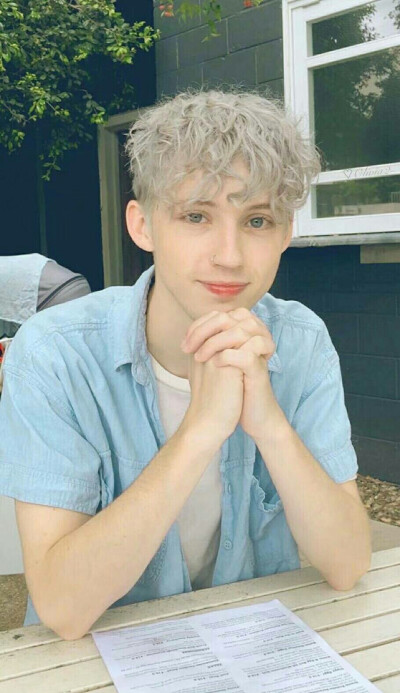 troye sivan戳爷