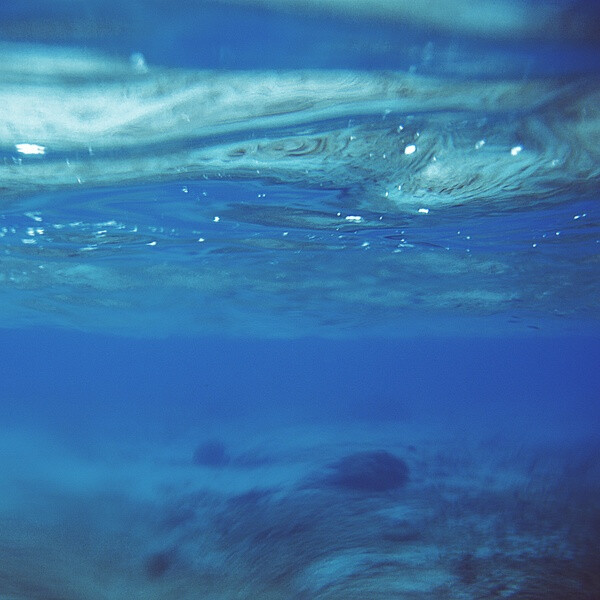 海透明清澈唯美美蓝蓝色蓝的意境 堆糖 美图壁纸兴趣社区
