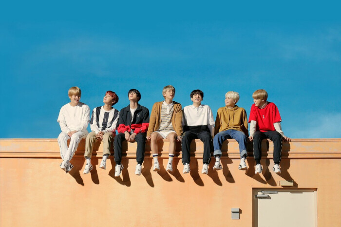 防弹少年团bts 壁纸 全家福 ᴗ Puma Bts 可做电脑壁纸 堆糖 美图壁纸兴趣社区