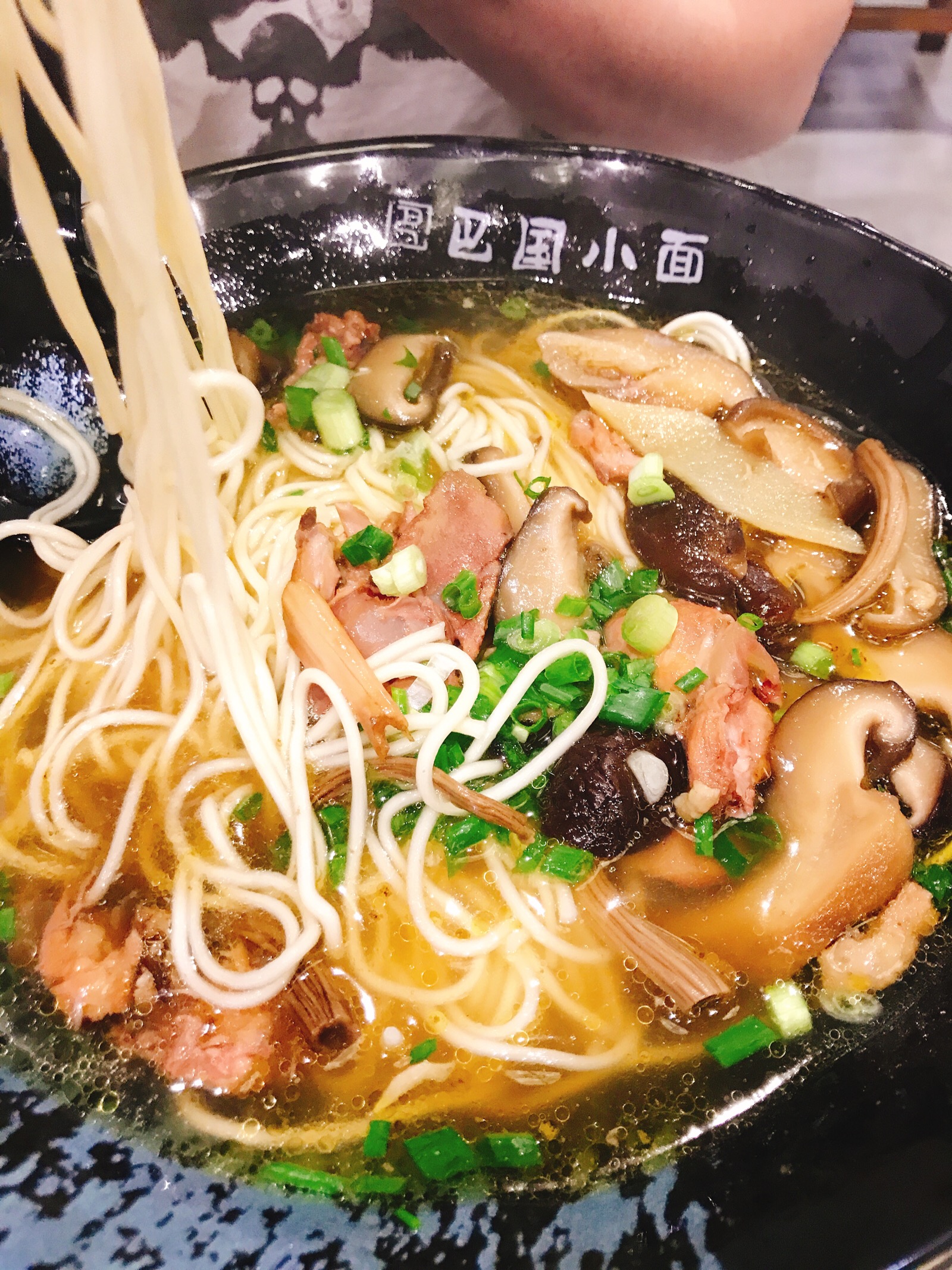 巴国小面加盟