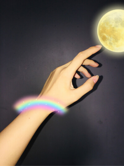 自制聊天背景图黑色月亮手彩虹