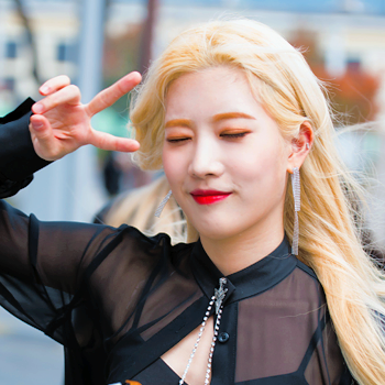 金静恩 kimlip 本月少女 爱豆头像