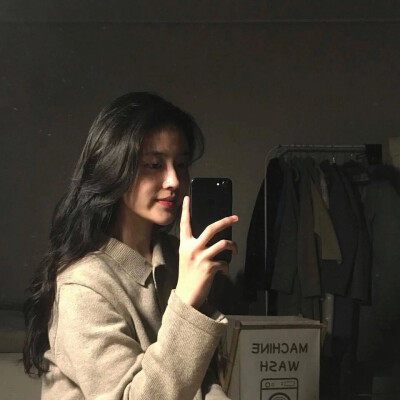 高清女生头像无水印