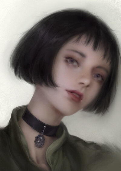 短发美女