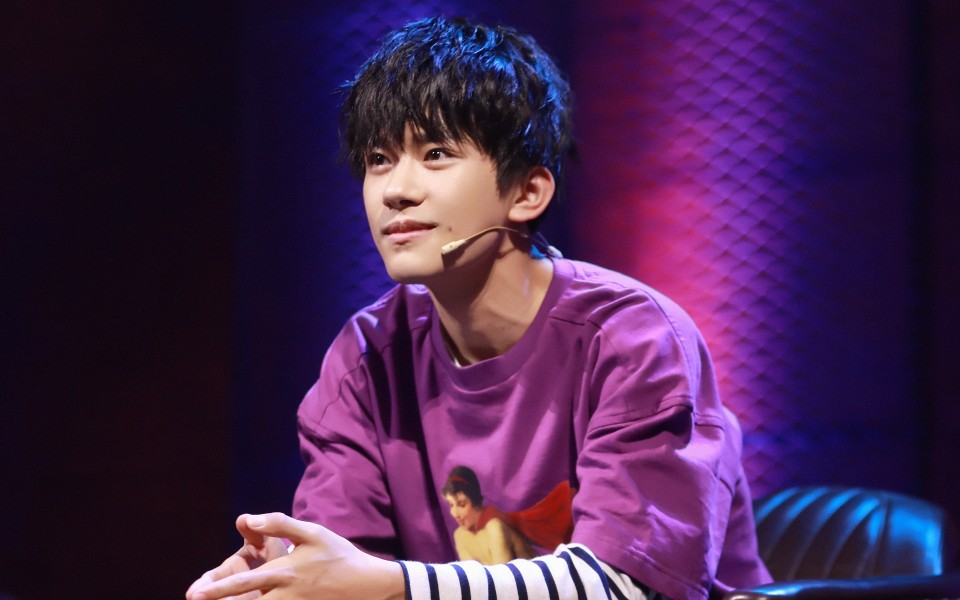 千玺(jackson,2000年11月28日出生于湖南怀化,中国内地流行乐男歌手