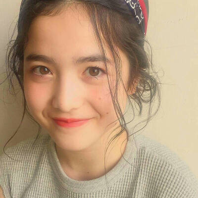 真人女头 爱笑的女孩运气不会太差