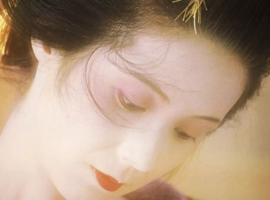 《少女馆》写真集1997 x 筱山纪信 时光带不走的是那颗少女的心|少女馆|筱山|纪信_新浪新闻