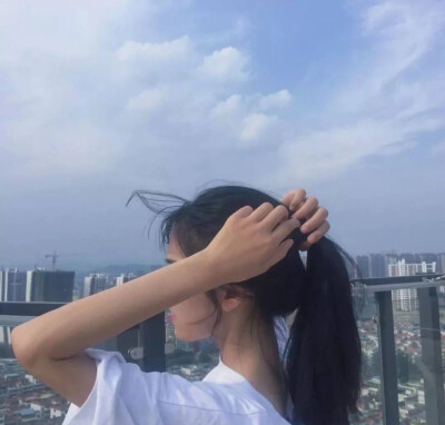 评论  女生头像高清by:galee_ 0 795 情怀00后  发布到  女头背影