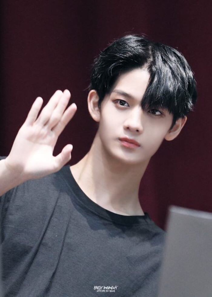 裴珍映 baejinyoung wanna one