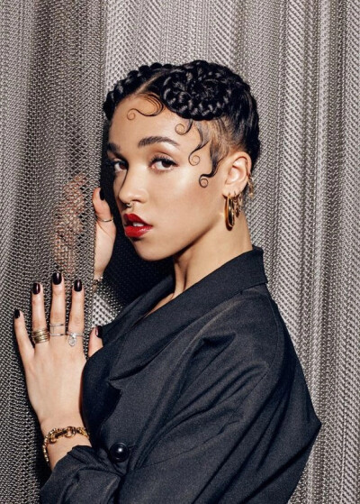 fka twigs 神婆