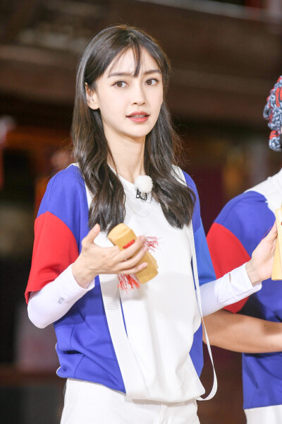 杨颖