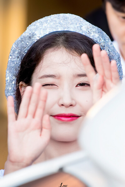 iu(李知恩)