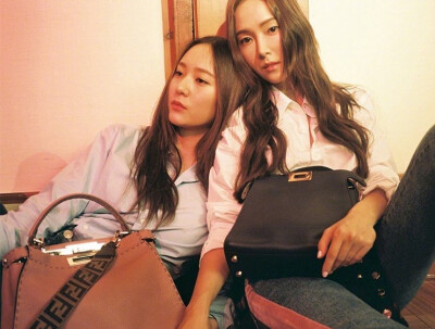 郑氏姐妹 郑秀妍郑秀晶jessica-krystal