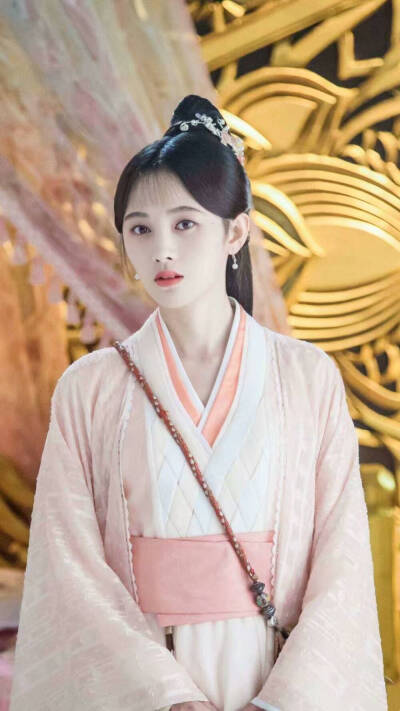 鞠婧祎