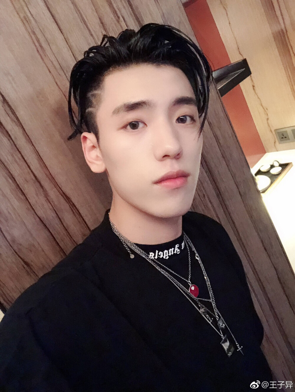 ninepercent 王子异