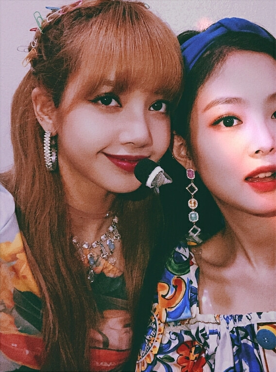 lisa&jennie