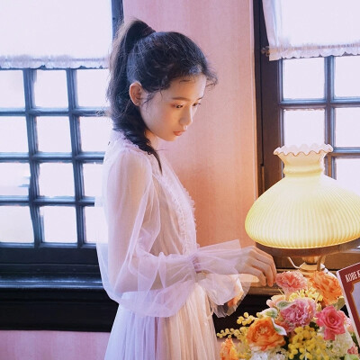 女生/头像/唯美/可爱/文艺/背影/长发/森女/清新/仙女控「这里久久.