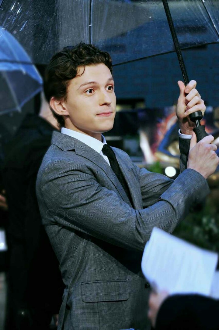 荷兰弟 tom holland 小蜘蛛