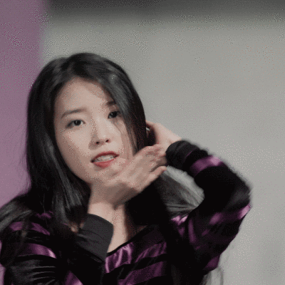 李智恩(iu),1993年5月16日出生于韩国首尔特别市,韩国女歌手,演员