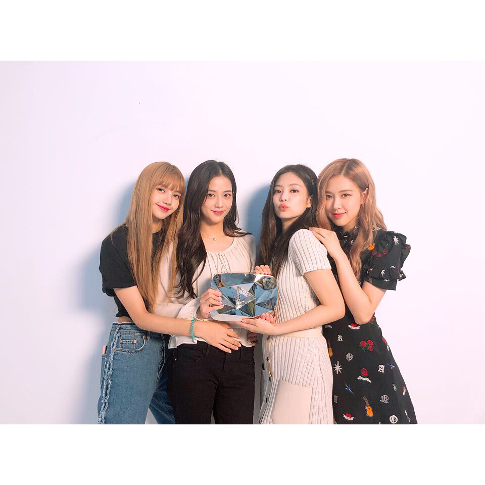 blackpink 金智秀(jisoo),金智妮(jennie),朴彩英(rosé),lisa