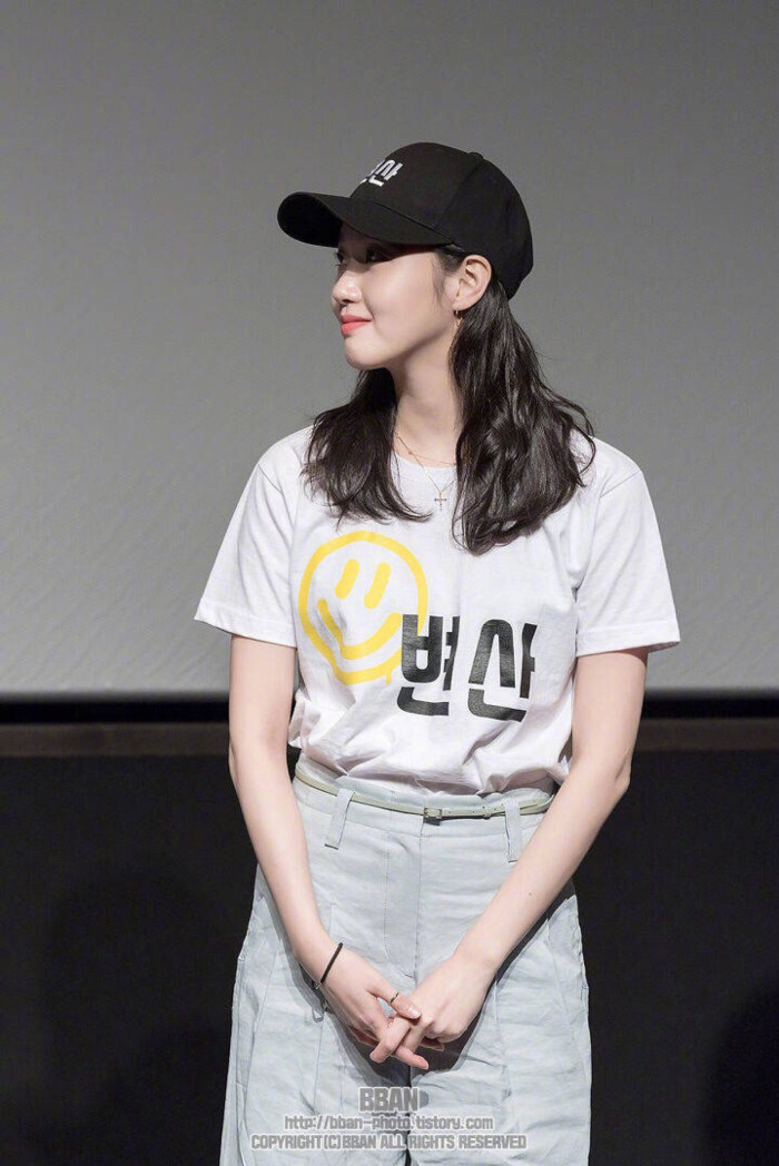 金高银 韩国小姐姐 鬼怪新娘 净化眼球 画报 壁