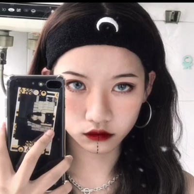 头像女正脸