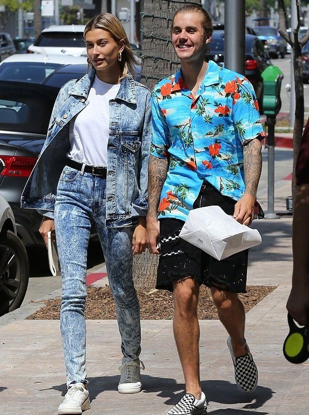 justin bieber贾斯汀·比伯 hailey baldwin海莉·鲍德温