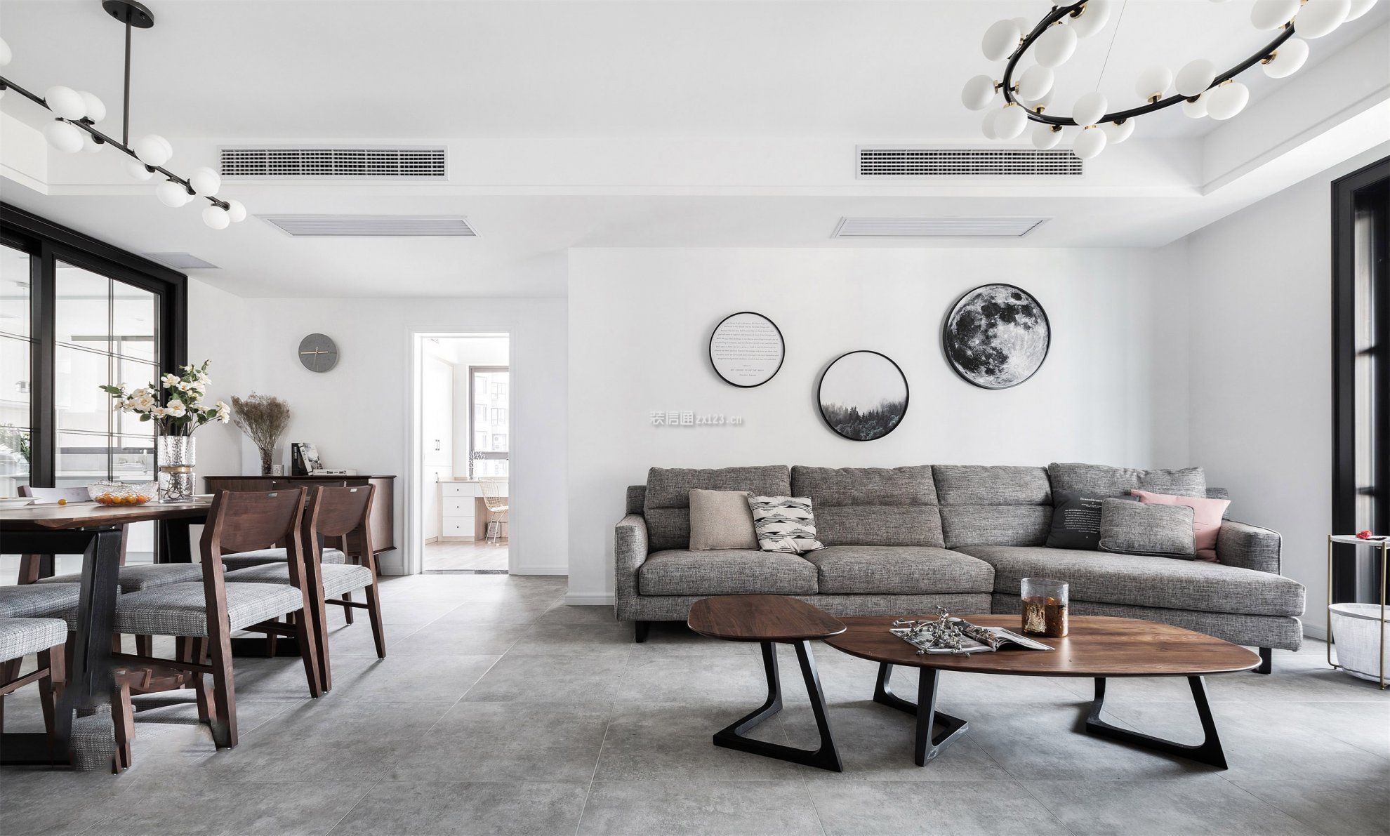 北欧风格客厅简约布艺沙发设计图片