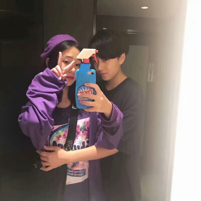 不易发现的情侣头像