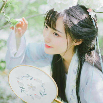 粉红色的古风小姐姐