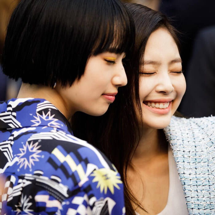 Blackpink金智妮jennie小松菜奈 堆糖 美图壁纸兴趣社区