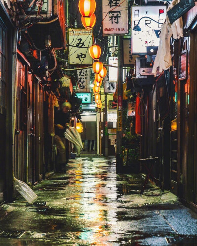 东京的雨夜