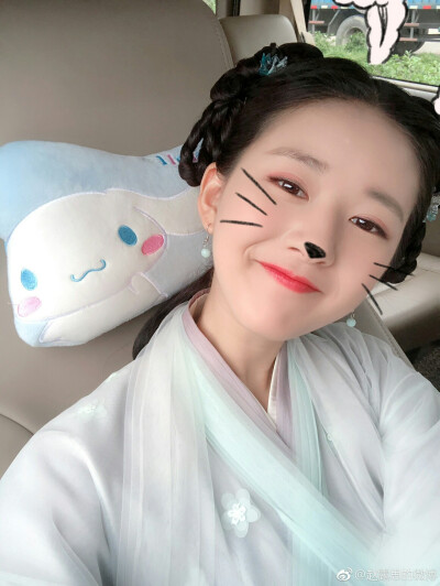 天雷一部之春花秋月·赵露思