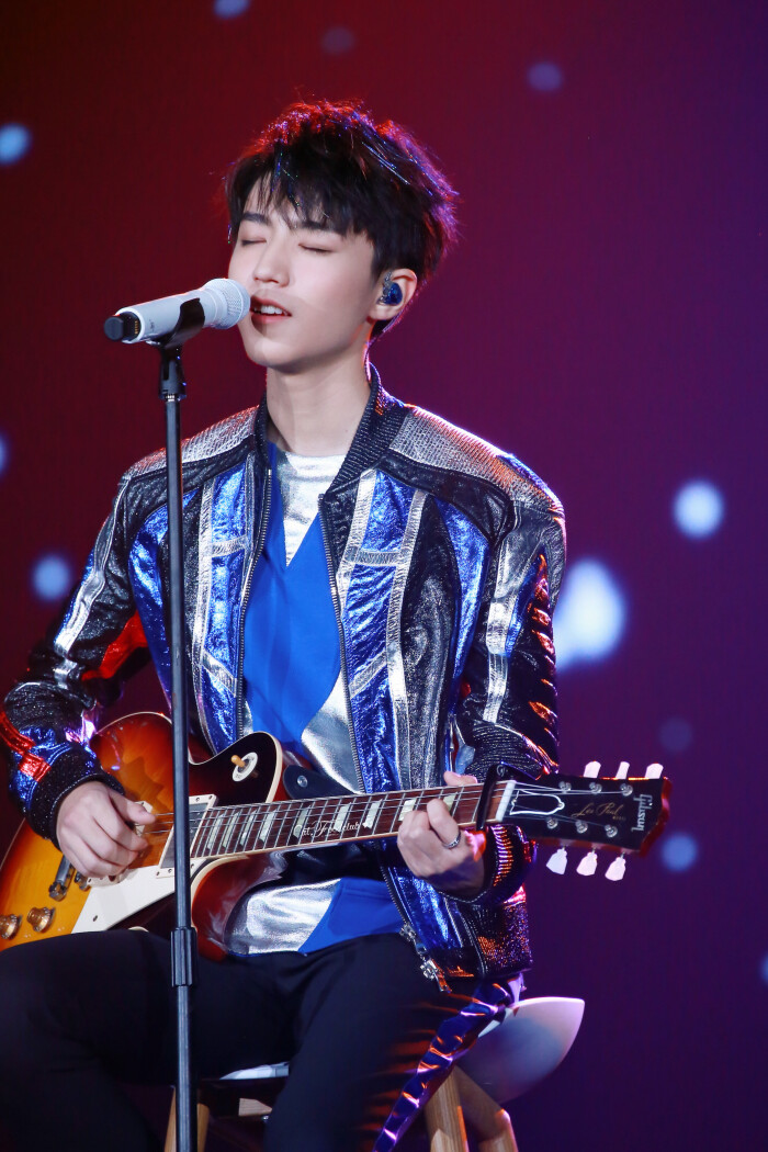 09.22 王俊凯19岁-此刻之外-生日会×cr:logo