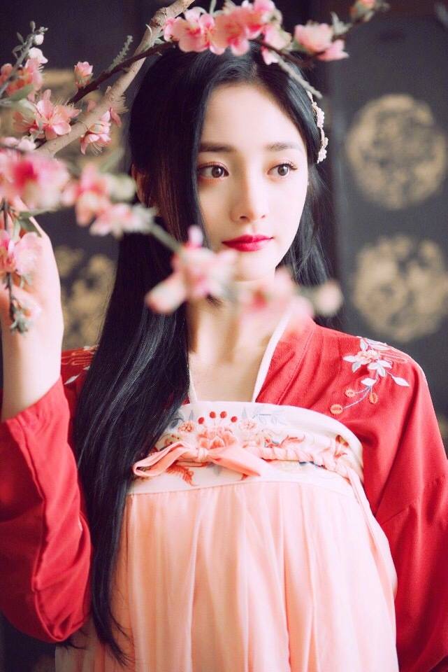 周洁琼 汉服