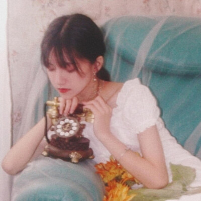 ins女复古港风头像