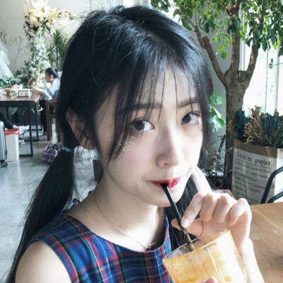 自拍 狗狗 猫猫 森系 背影杀手 侧面 黑白 情头 女生头像 小清新 闺蜜