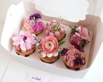 西岱岛北京同城配送 聚会蛋糕甜品台 6个装鲜花纸杯蛋糕礼盒