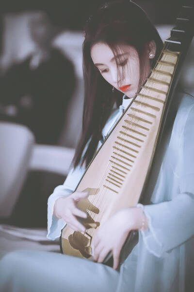 鞠婧祎