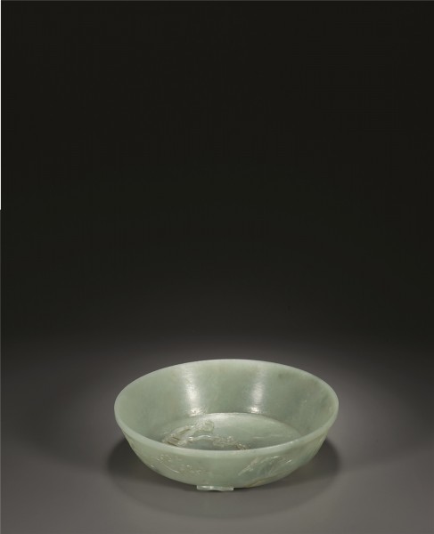 清乾隆 青白玉雕松竹梅纹荷叶三足洗,… - 堆