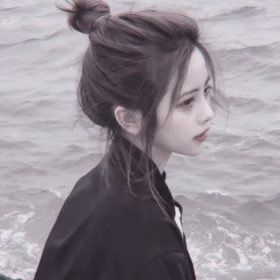 侧影甜美女头